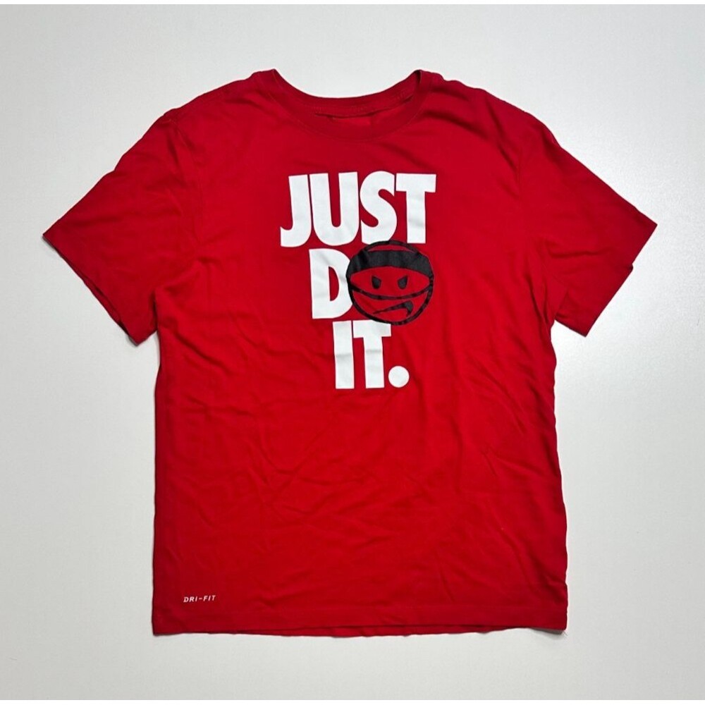 The Nike Tee Graphic T-Shirt Men's Size Medium Red Logo JUST DO IT Crew Neck